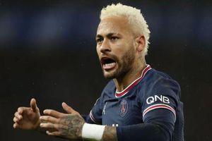 Neymar a exjugador brasileño por críticas: 'Cansado de esos que abren la boca para hablar mier...'