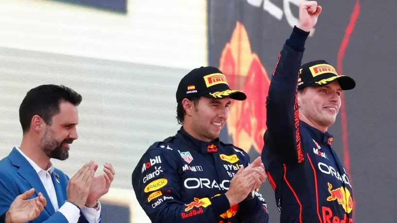 Helmunt Marko: 'Checo Pérez puede ser campeón si vence a Max Verstappen'