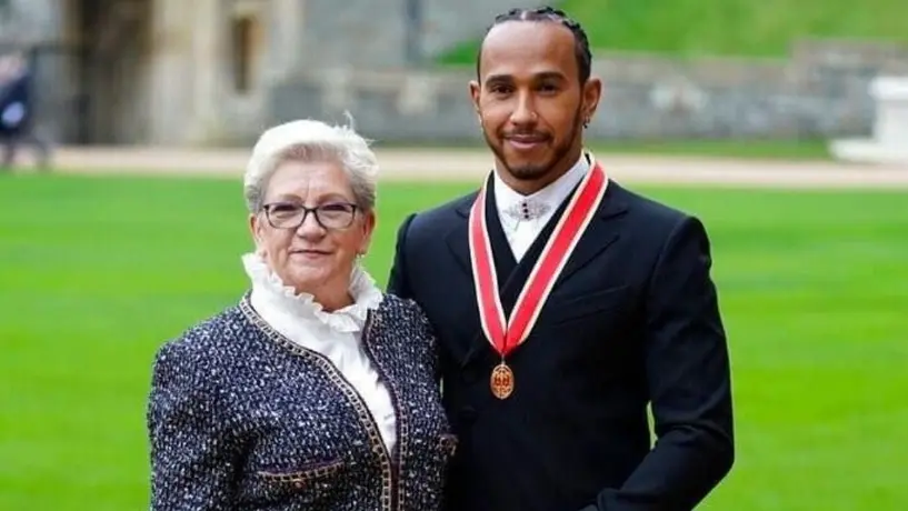 Lewis Hamilton modificará su nombre para incluir el apellido de su madre