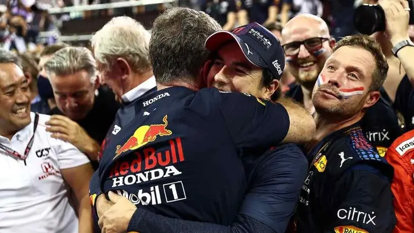 Programa holandés agradece a Checo Pérez y se disculpan por la jugada de Robben en 2014