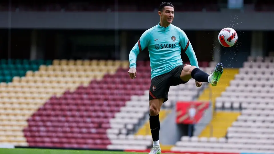 Cristiano Ronaldo: Bugatti Veyron de CR7 chocó en Mallorca; investigan quién es el chofer