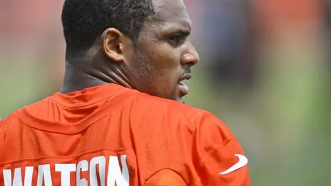 NFL: Deshaun Watson, nombrado en demanda número 24 por masajistas