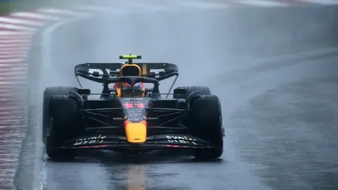 Checo Pérez: Red Bull no será penalizado por reemplazar la caja de cambios por tercera ocasión