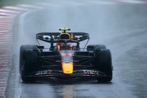 Checo Pérez: Red Bull no será penalizado por reemplazar la caja de cambios por tercera ocasión