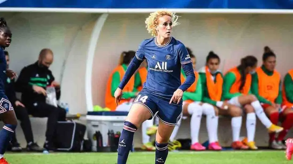 PSG Femenil:  Kheira Hamraoui denunció a tres compañeras por acoso; entre ellas Diallo