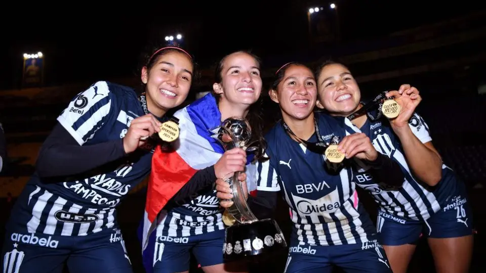 Tigres Femenil: Se disculpó por apagón en el Estadio Universitario en festejos de Rayadas