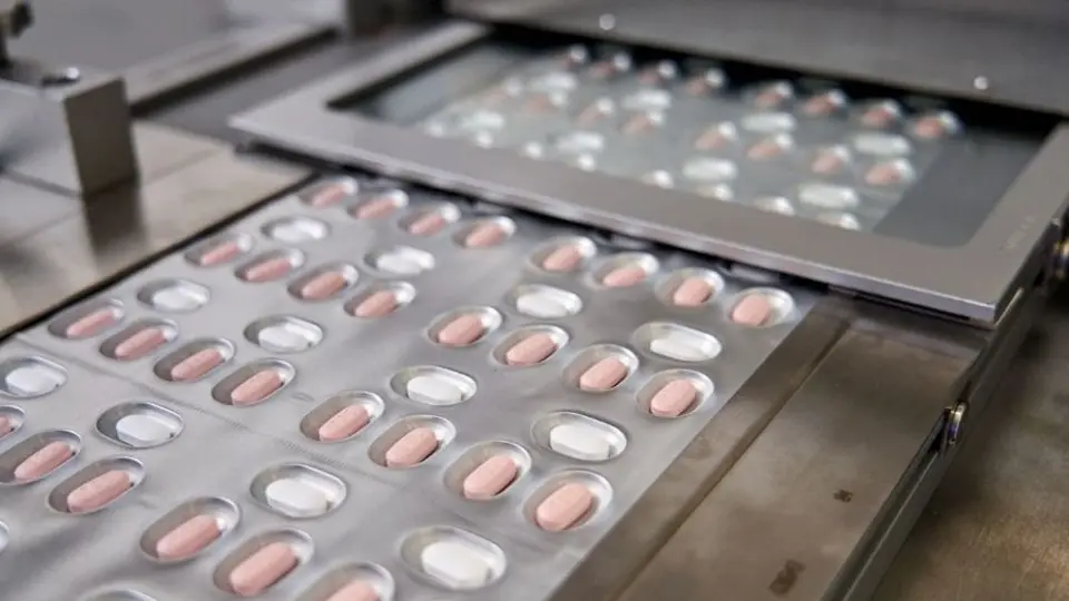 Coronavirus: EU autorizó la primera pastilla contra el Covid-19 de la marca Pfizer