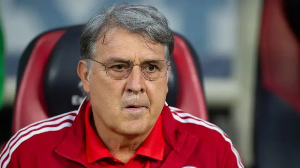 Tata Martino sobre ausencia de Chicharito: 'No está porque no lo he convocado yo'