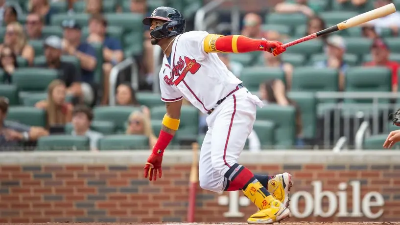 LeBron James: Felicitó a Ronald Acuña por HR y celebración a lo 'King James'