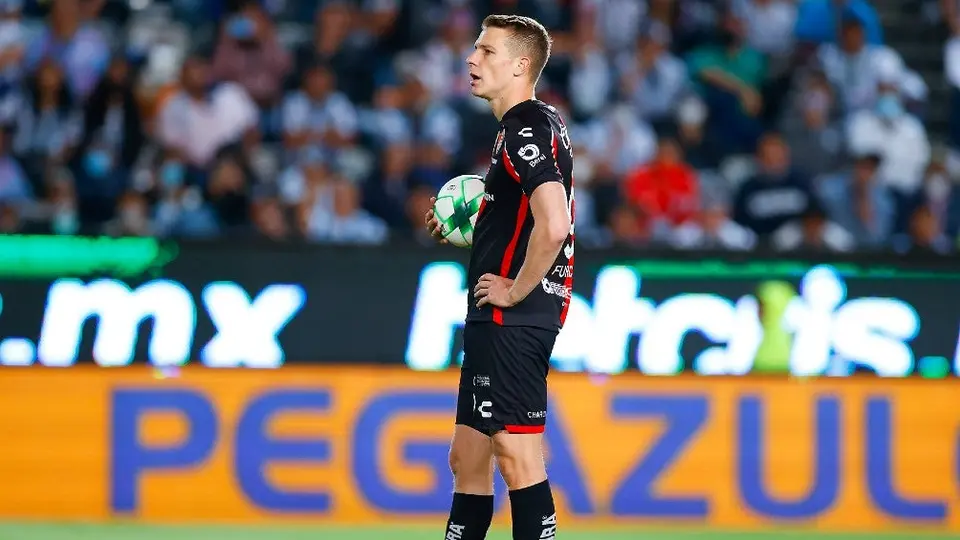 Atlas: Julio Furch no iniciará el torneo con los rojinegros