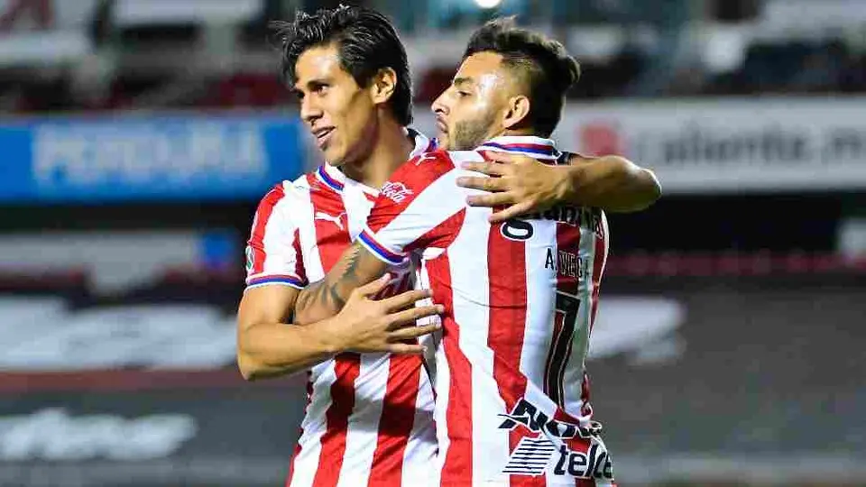 Chivas: ¿Quiénes son los delanteros del Rebaño para enfrentar el CL2022?