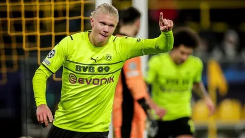 Real Madrid: No entraría en la puja por Erling Haaland en verano