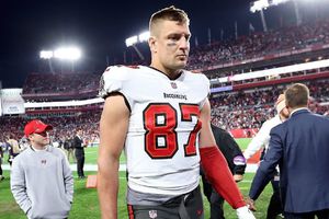 Tom Brady sobre Gronkowski: 'Si no vuelve, tenemos que descubrir qué hacer'