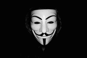 Anonymous: Hackeó las señales de Rusia y amenazó a Putin