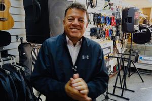 Exnarrador de TUDN pidió ayuda en redes para someterse a una operación