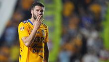 Tigres: 'Diente' López no tiene envidias y festejó Título de goleo de Gignac