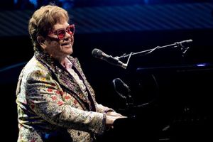 Elton John pospuso conciertos de Texas tras contagiarse de Covid-19