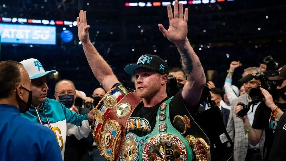 Canelo Álvarez lanzó nueva marca de bebida hidratante 'Yaoka'; JC Chávez fue su padrino