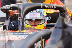 Checo Pérez tras perder el podio en el GP de Bahréin: ‘Muy decepcionado, perdí el motor’