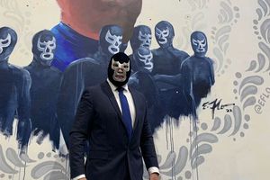 Blue Demon Jr.: Inauguró galería junto a otras leyendas de la lucha libre