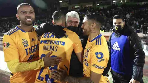 Tuca Ferretti: Lloró al saludar a los jugadores de Tigres