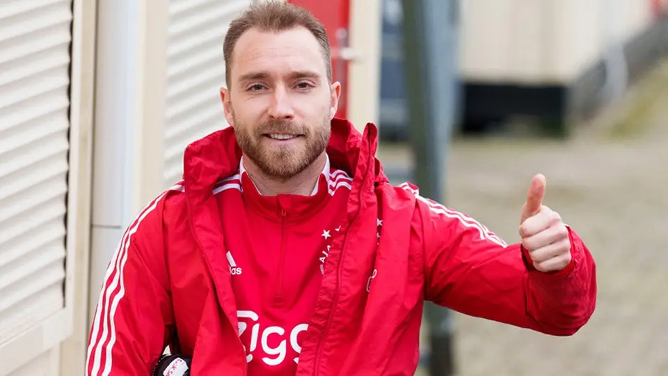 Christian Eriksen entrena con la filial del Ajax a la espera de su fichaje con Brentford
