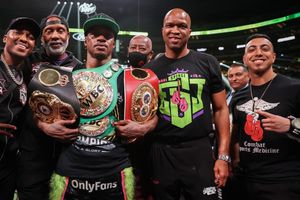 Spence Jr venció por nocaut a Ugás en pelea de unificación en el peso Welter