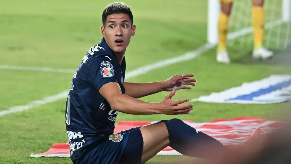 Chivas: ¿Qué jugadores ocupará el Rebaño como moneda de cambio para reforzarse?