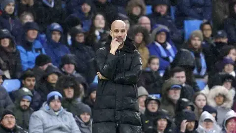Pep Guardiola afirmó que 'castigará' a sus jugadores por no invitarlo a cenar