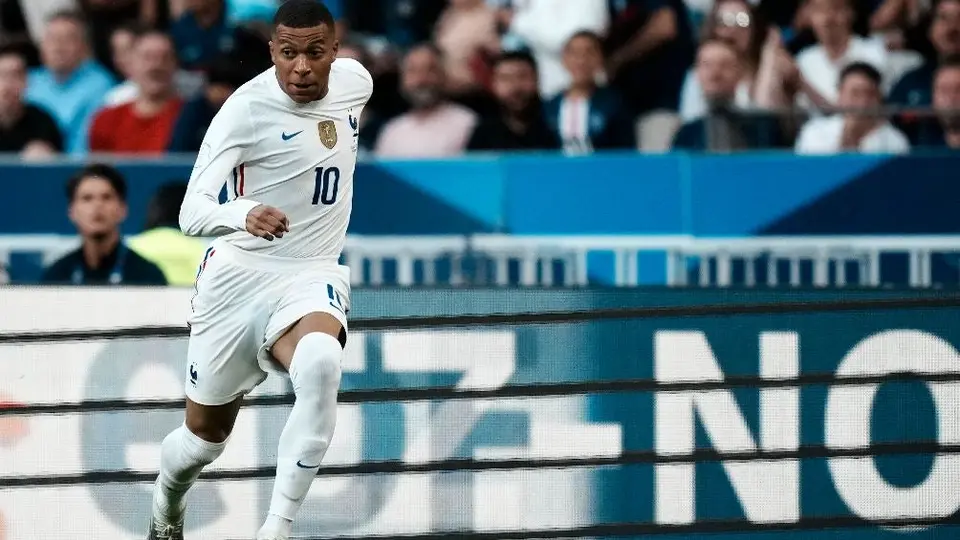 Kylian Mbappé anunció colaboración con su productora y la NBA