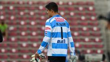 Pachuca: Porteros tuzos calentaron con la playera de Miguel Calero previo al juego vs Juárez