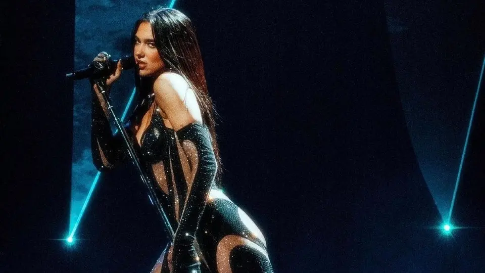 Dua Lipa: Recibió su segunda demanda por plagiar una canción de Miguel Bosé