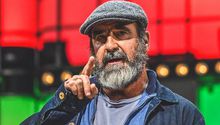 Eric Cantona sobre Qatar 2022: 'No veré el Mundial; han muerto miles construyendo los estadios'