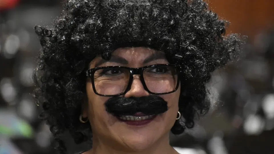 Salma Luévano: Diputada de Morena se disfrazó de Quadri para exigir su desafuero