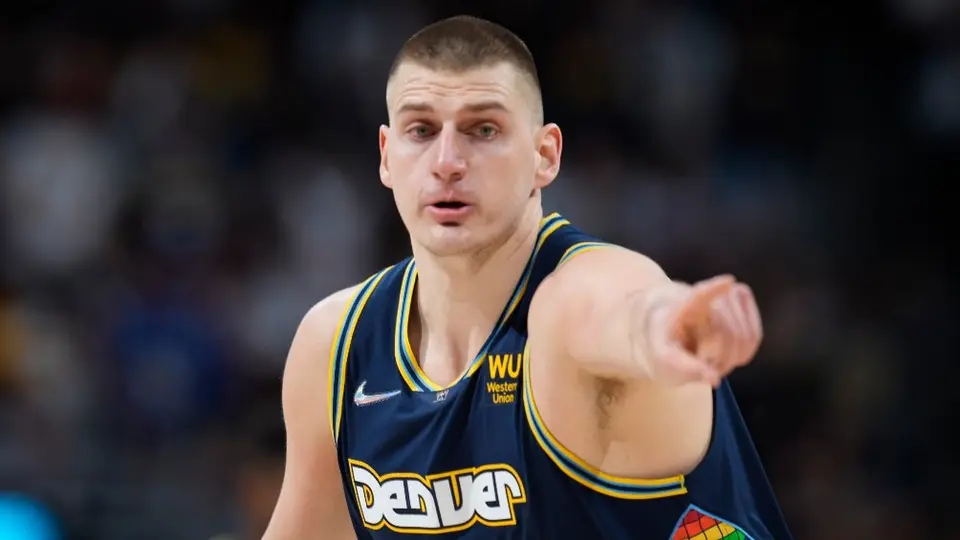 NBA: Denver venció a Golden State para mantener la esperanza de pasar de ronda
