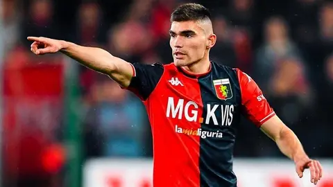 Johan Vásquez: ¿Qué equipos buscarían al mexicano si Genoa desciende?