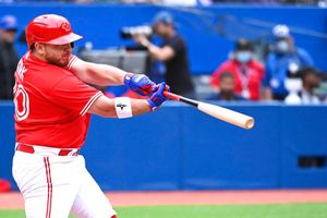 Alejandro Kirk: Conectó cuadrangular y anotó dos, pero Blue Jays cayó ante Twins