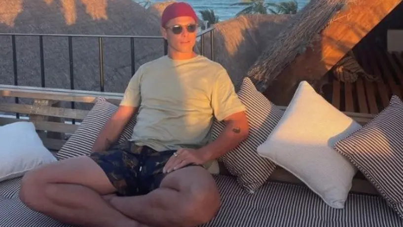 Chicharito Hernández: Fue captado 'muy cariñoso' con su nueva pareja en Miami