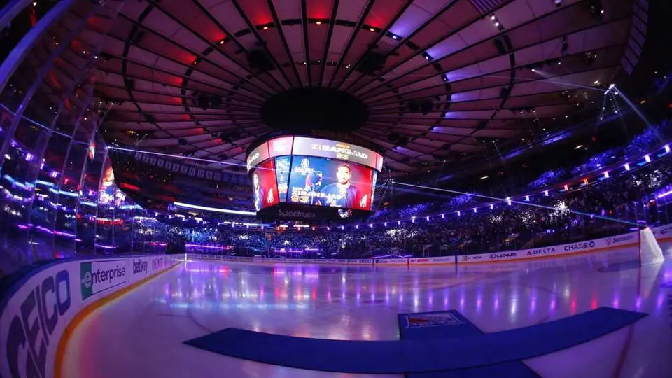 NHL: Aficionado de Rangers noqueó a fan de Tampa Bay en el Madison Square Garden