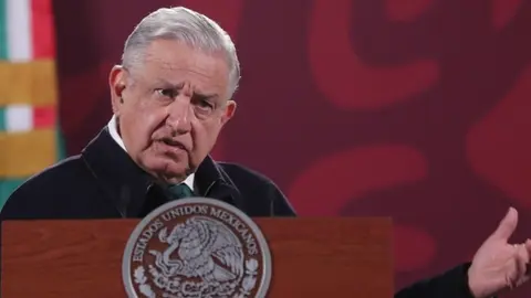 AMLO: Pidió que la periodista Carmen Aristegui revele sus ingresos