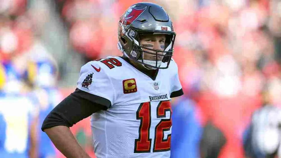 Tom Brady: Informó al gerente de Buccaneers que aún no toma una decisión sobre su retiro
