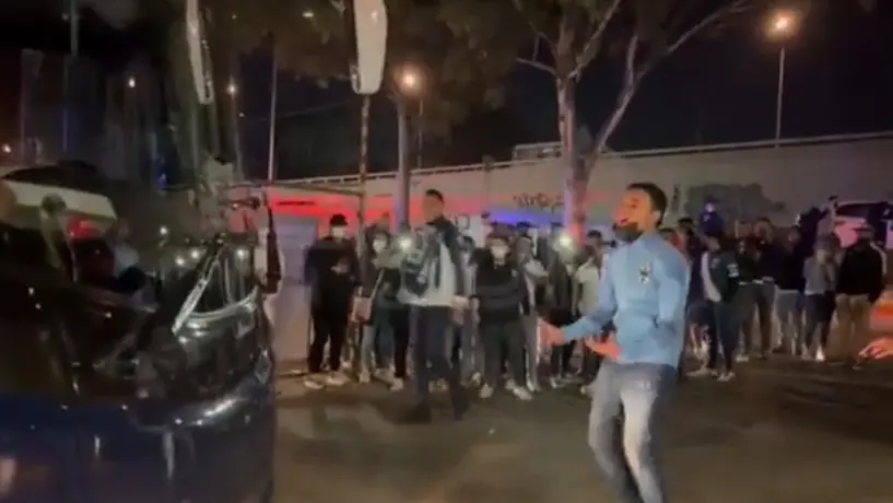 Aficionado de Rayados confrontó al equipo: 'Les queda grande esta camiseta'