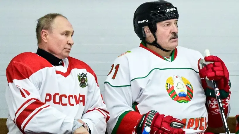 Vladimir Putin y Alexander Lukashenko jugaron hockey sobre hielo
