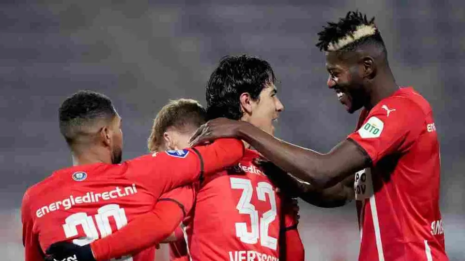 Erick Gutiérrez: Titular en la goleada del PSV ante el Vitese