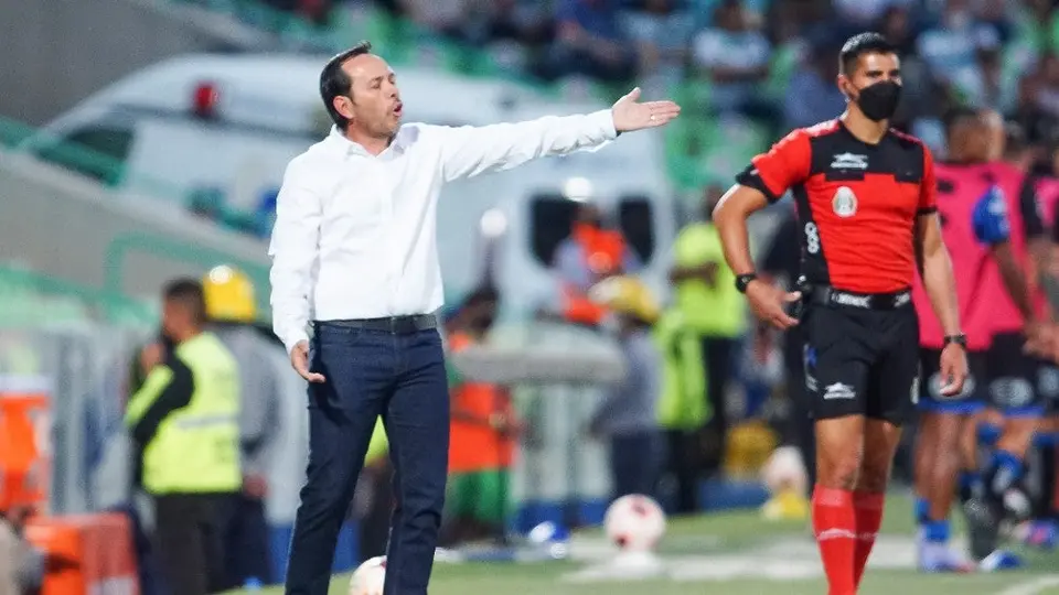 Santos: Eduardo Fentanes fue ratificado como DT de los Guerreros