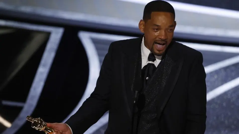 Will Smith Se disculpó por bofetada a Chris Rock: “El amor te hace hacer cosas locas”