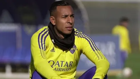 Exnovia de Sebastián Villa de Boca, posteó mensaje tras denuncias de violencia contra el futbolista