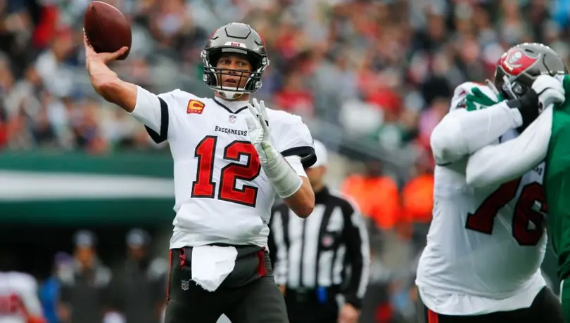 Tampa Bay Buccaneers: Tom Brady rompió récord personal de yardas en una temporada