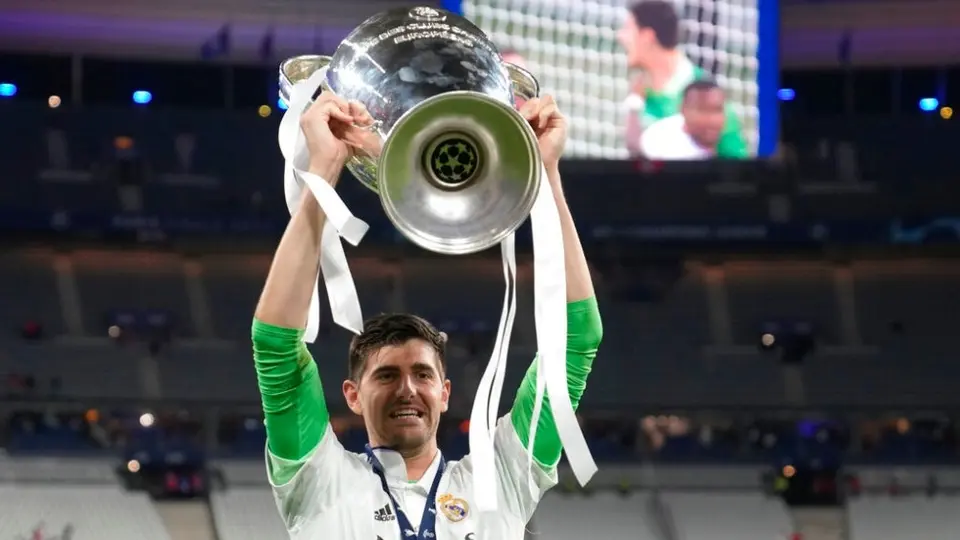Gerrard tras el título del Madrid en Champions: ‘Ha sido una clase maestra en defensa’