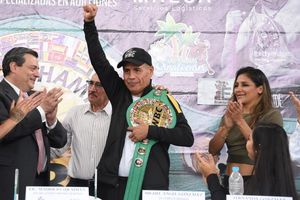 Mago González desea una pelea de exhibición contra Julio César Chávez tras superar sus adicciones